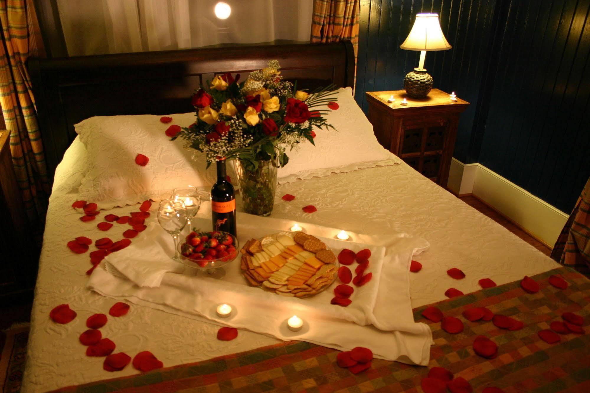 Cameron House Inn Мантео Екстериор снимка